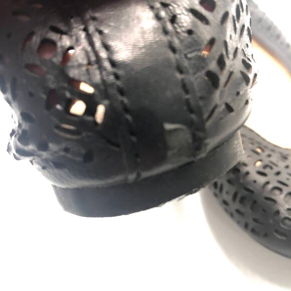 Lucky Brand Black Leather‎ Laser Cut Flat Size 5 - Picture 5 of 7